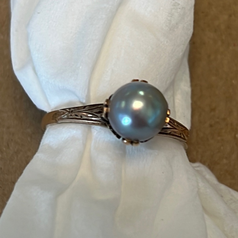 10k antique pearl ring